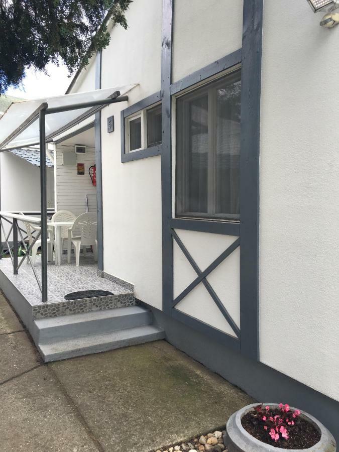 Fenyves Family Rooms And Bungalows Hajdúszoboszló Exterior foto